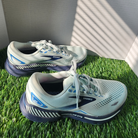 Brooks Adrenaline GTS23 Running Shoes - Size 7.5 - Picture 5 of 7